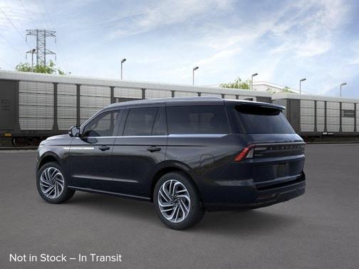 Infinite Black Metallic 2026 Lincoln Navigator Reserve