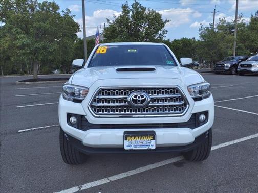 2016 Toyota Tacoma SR5