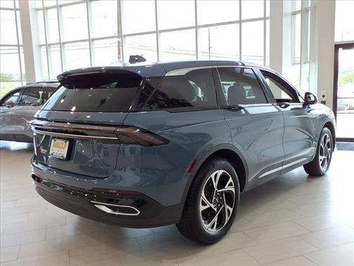 Whisper White 2026 Lincoln Nautilus Premiere