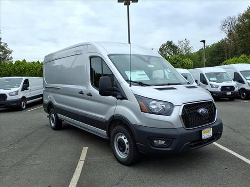 2025 Ford Transit-250 148 WB Medium Roof Cargo