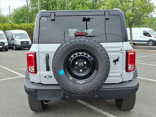 Avalanche Gray 2026 Ford Bronco Big Bend