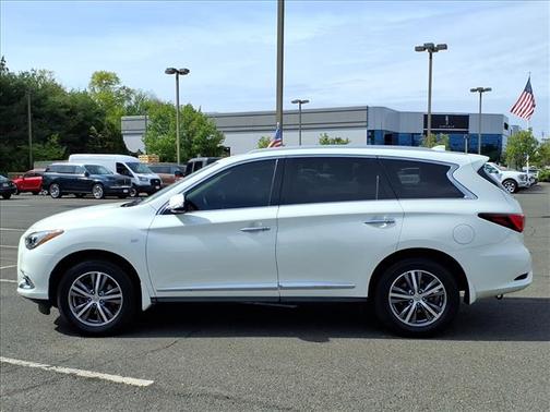 Majestic White 2019 INFINITI QX60 Luxe