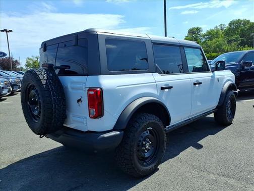 Oxford White 2026 Ford Bronco Big Bend