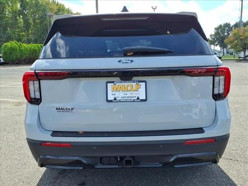 Avalanche 2027 Ford Explorer ST-Line