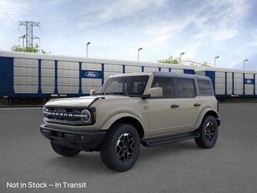 Desert Sand 2026 Ford Bronco Outer Banks
