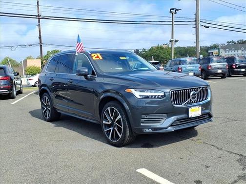2021 Volvo XC90 T6 MOMENTUM 7 PASSENGER