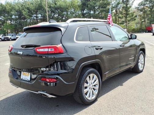 Diamond Black 2018 Jeep Cherokee Overland