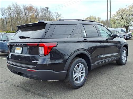 Agate Black 2026 Ford Explorer Active