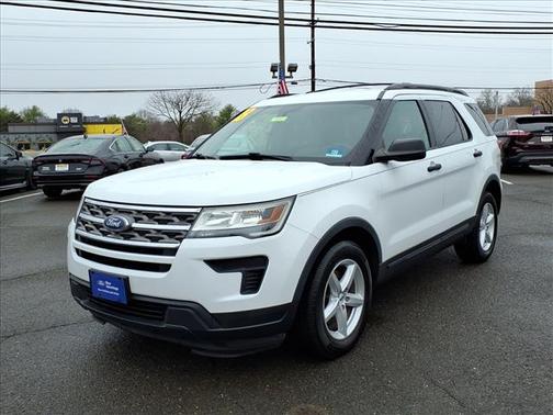 Oxford White 2018 Ford Explorer Base