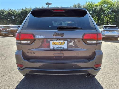 2018 Jeep Grand Cherokee LAREDO