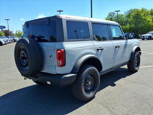 Avalanche Gray 2026 Ford Bronco Big Bend