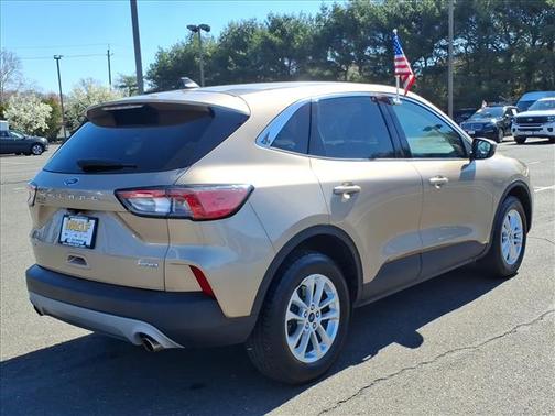 Desert Gold Metallic 2021 Ford Escape SE