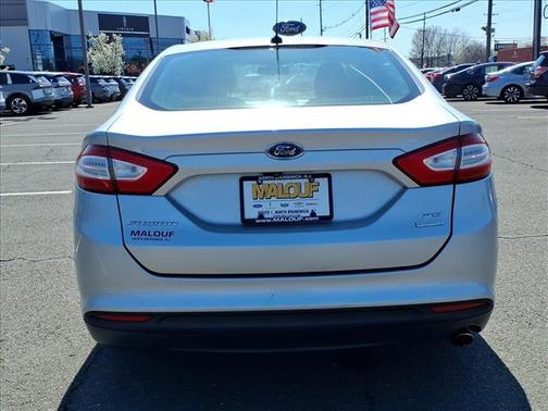 Ingot Silver 2016 Ford Fusion SE