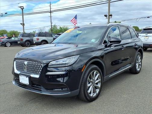 Infinite Black Metallic 2022 Lincoln Corsair Standard