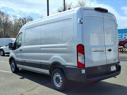 2026 Ford Transit-250 148 WB Medium Roof Cargo