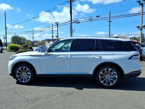2025 Lincoln Aviator Premiere