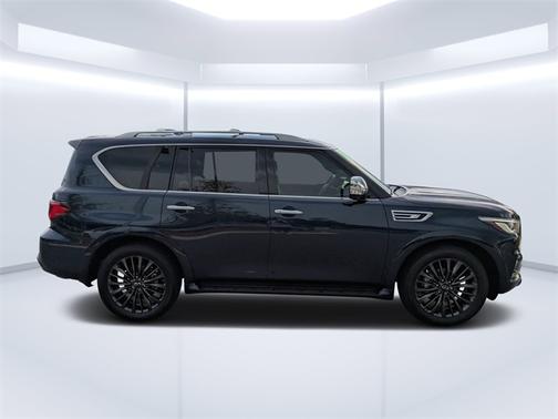 2022 INFINITI QX80 SENSORY