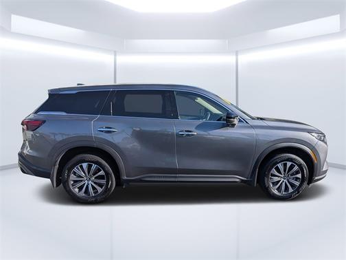 2025 INFINITI QX60 PURE