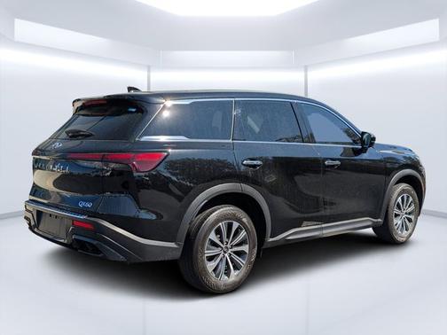 2025 INFINITI QX60 PURE