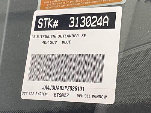 2023 Mitsubishi Outlander SE