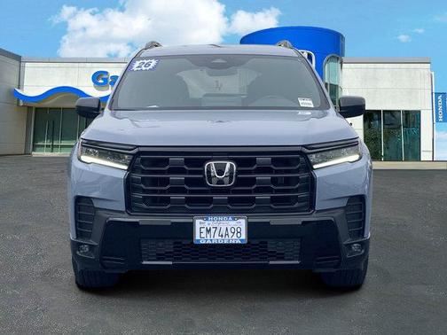 Sonic Gray Pearl 2026 Honda Pilot Sport