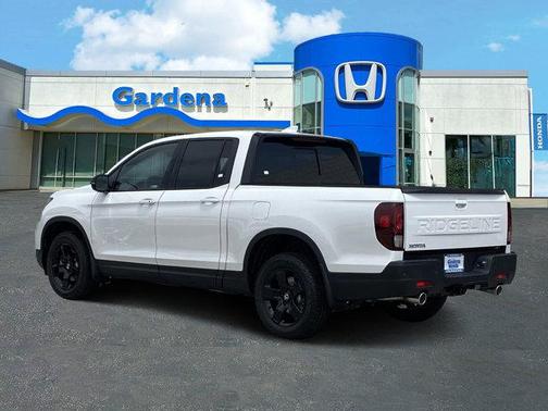 2025 Honda Ridgeline Black Edition