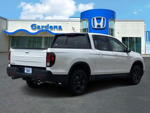 2025 Honda Ridgeline Black Edition