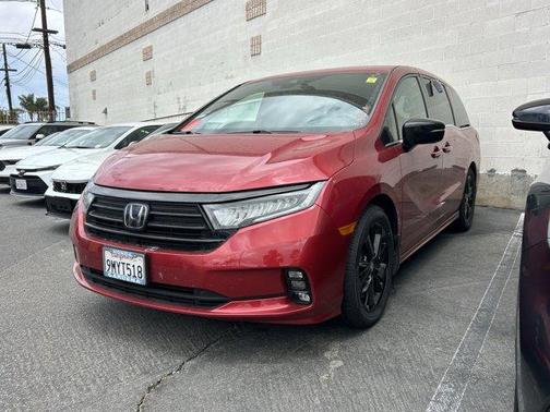 Radiant Red Metallic II 2024 Honda Odyssey Sport