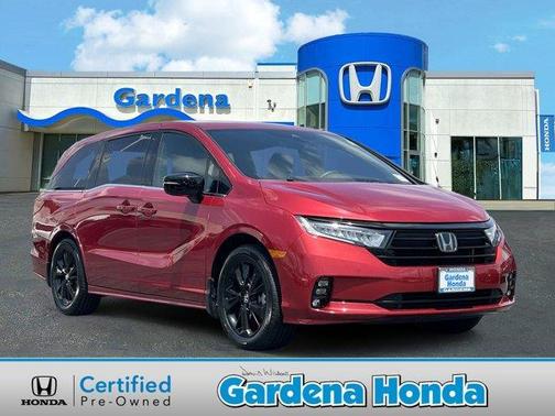 Radiant Red Metallic II 2024 Honda Odyssey Sport
