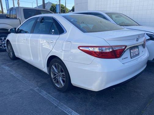 2015 Toyota Camry SE