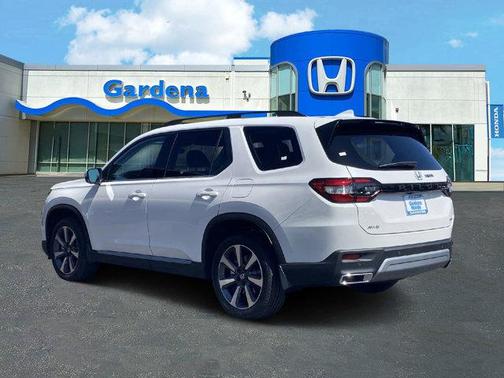 2025 Honda Pilot Elite