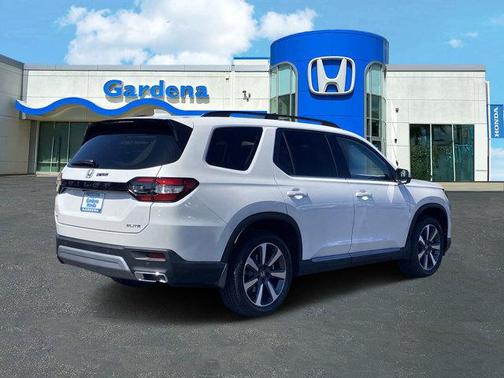2025 Honda Pilot Elite
