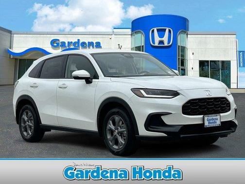 Platinum White Pearl 2027 Honda HR-V LX