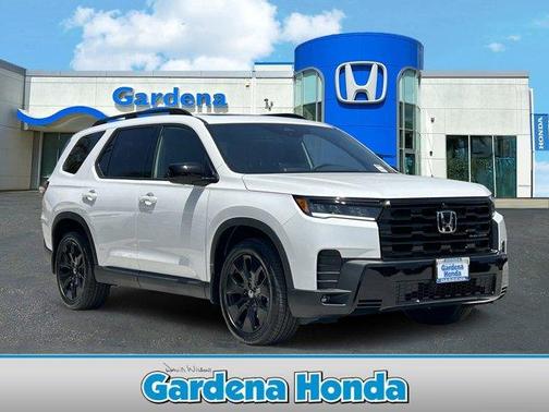 Platinum White Pearl 2026 Honda Pilot Black Edition