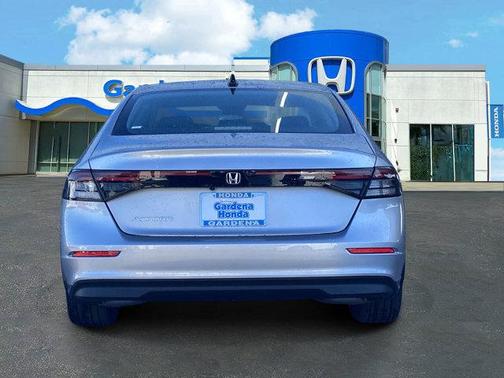 Solar Silver Metallic 2026 Honda Accord SE