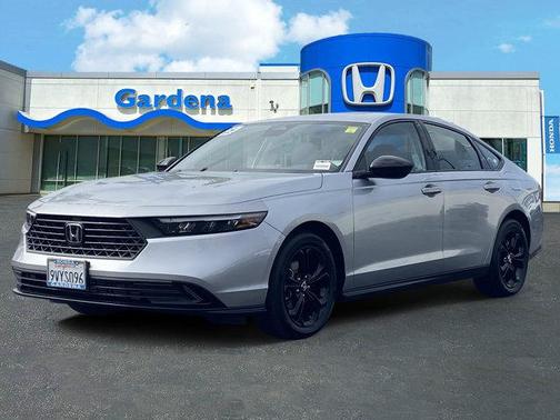 Solar Silver Metallic 2025 Honda Accord SE