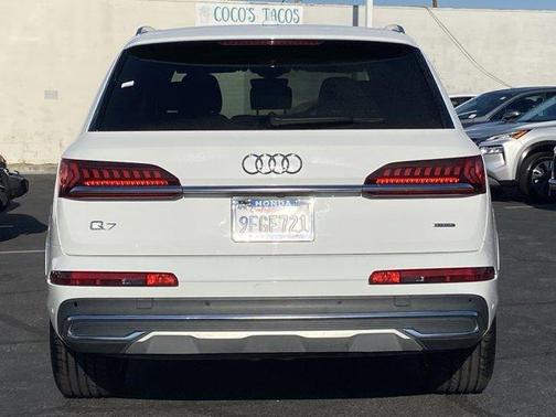 2023 Audi Q7 55 Premium Plus