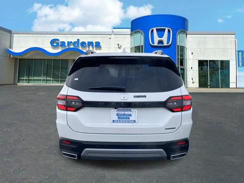 2025 Honda Pilot Touring+