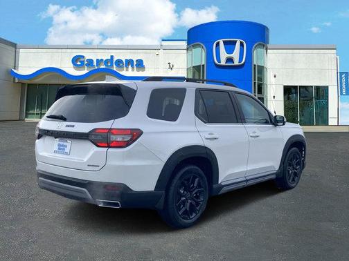 2025 Honda Pilot Touring+