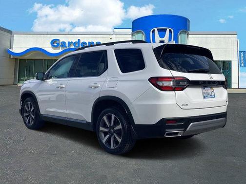 2023 Honda Pilot Touring