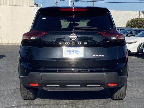 2024 Nissan Rogue SV