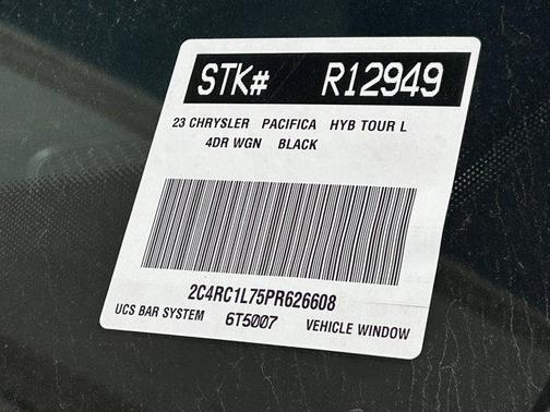 2023 Chrysler Pacifica Hybrid Touring L