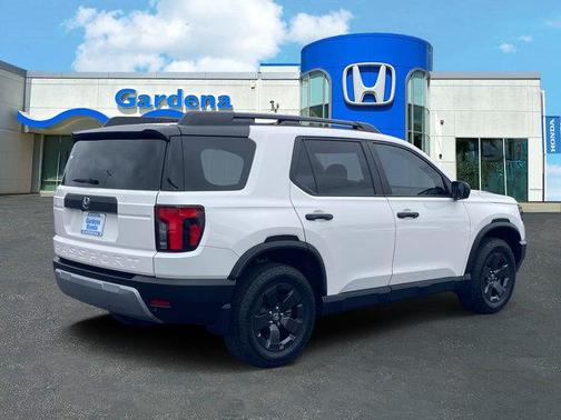 Platinum White Pearl 2026 Honda Passport Sport