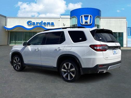 2025 Honda Pilot Elite