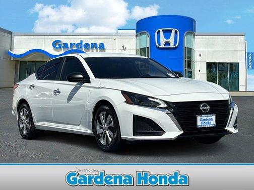 Glacier White 2024 Nissan Altima 2.5 S