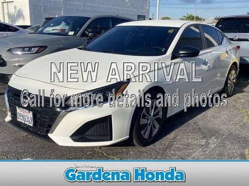 Glacier White 2024 Nissan Altima 2.5 S