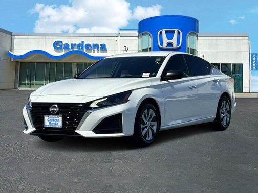 Glacier White 2024 Nissan Altima 2.5 S