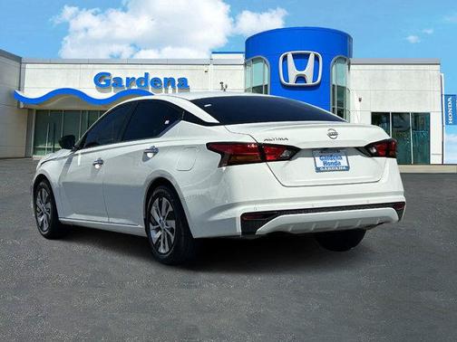 Glacier White 2024 Nissan Altima 2.5 S