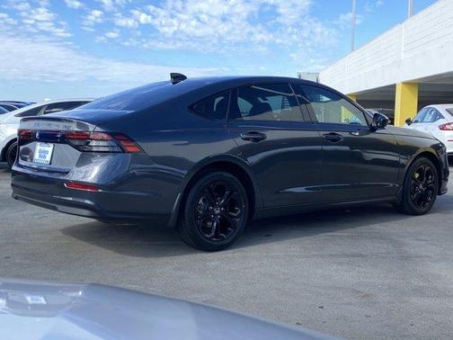 2025 Honda Accord SE