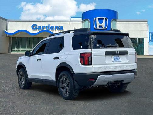 Platinum White Pearl 2026 Honda Passport RTL Towing